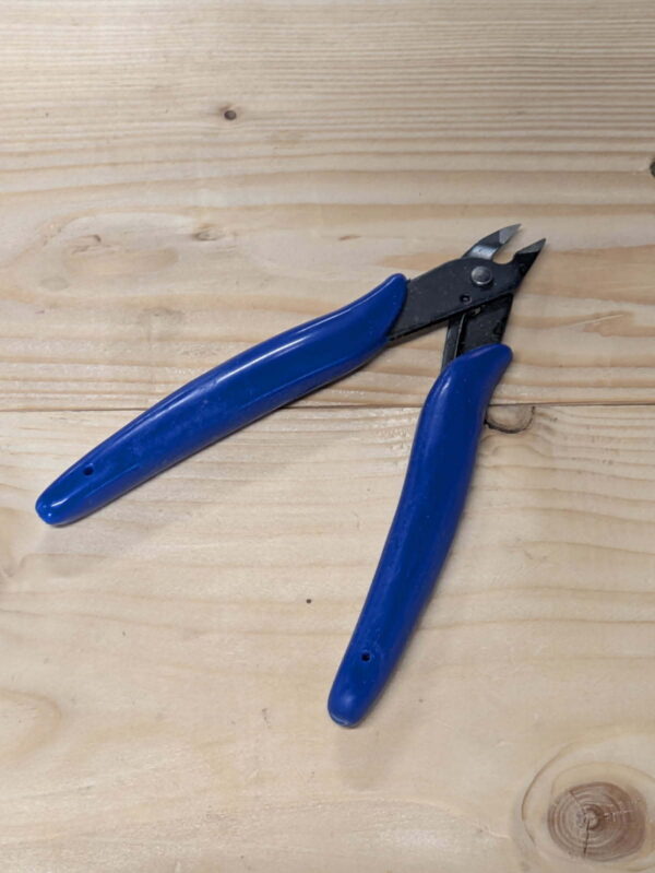 Hobby Clippers Flush